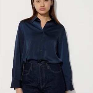 Uniqlo Satin Blouse in Navy Blue XS